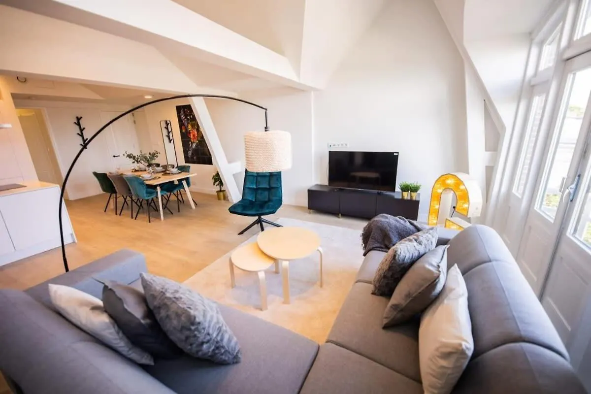 Grandly 3 Bedroom Serviced Apartment 83M2 -Nb306G- Rotterdam