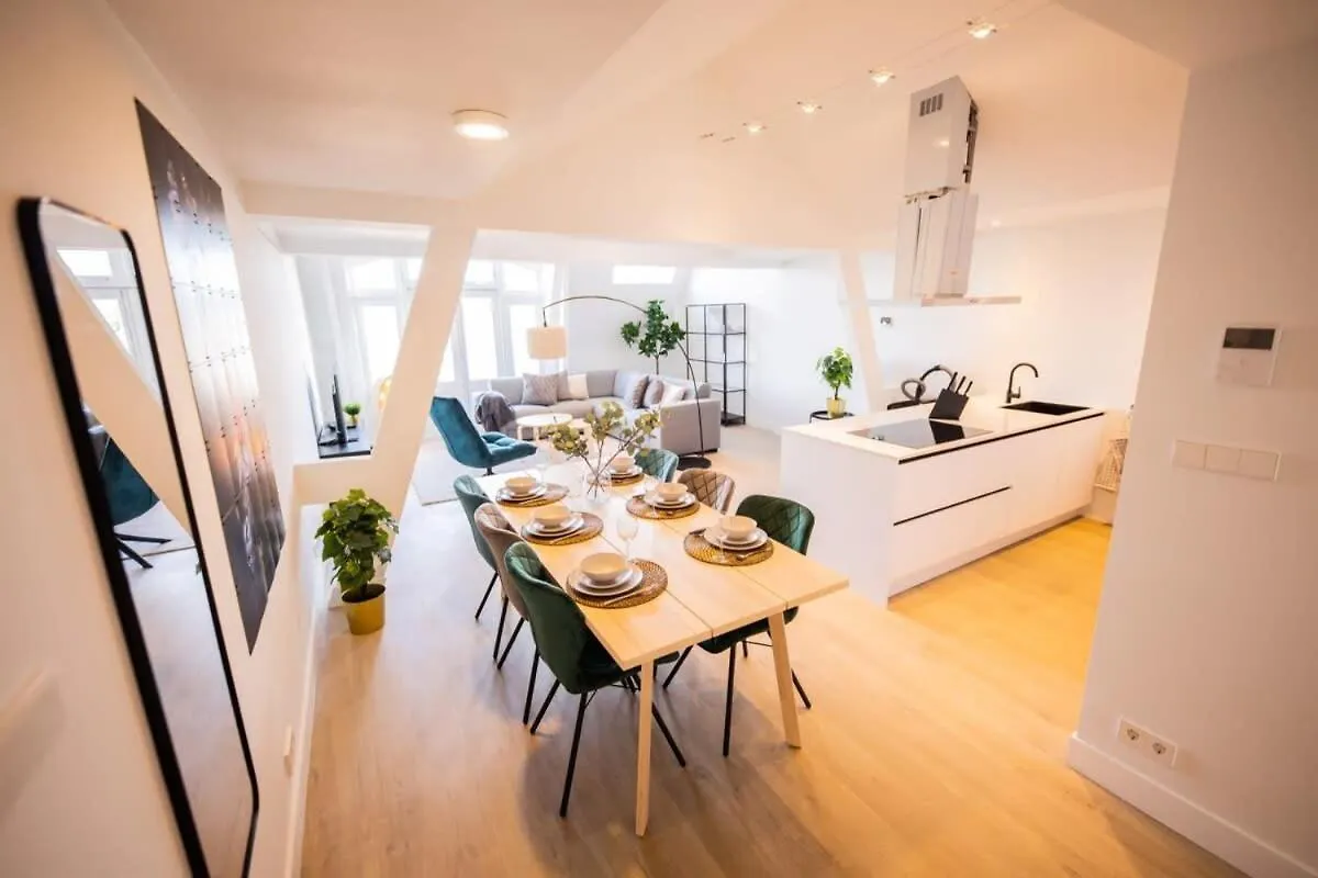 Grandly 3 Bedroom Serviced Apartment 83M2 -Nb306G- Rotterdam Netherlands