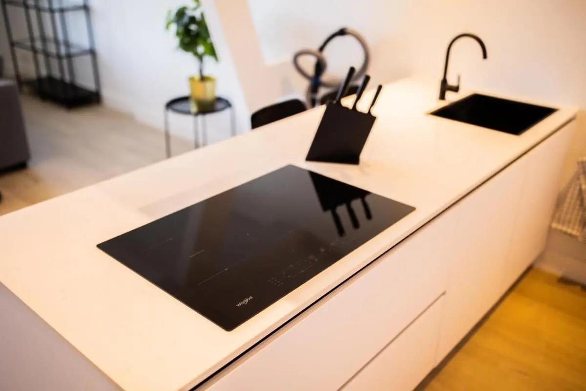 Grandly 3 Bedroom Serviced Apartment 83M2 -Nb306G- Rotterdam